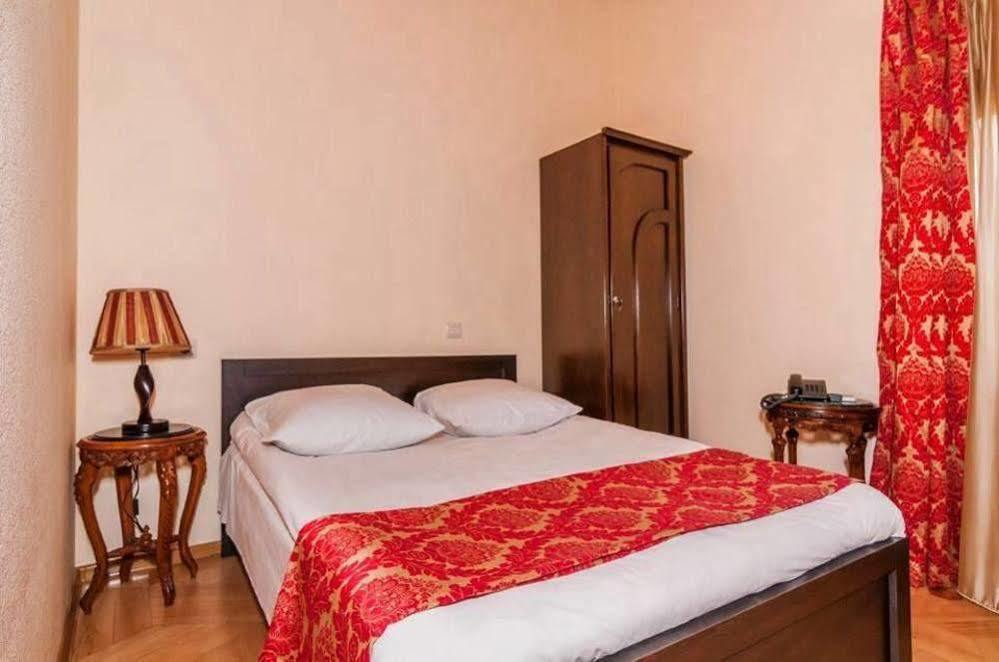 Hotel Vip Tiflis Dış mekan fotoğraf