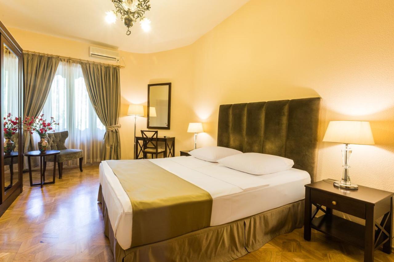 Hotel Vip Tiflis Dış mekan fotoğraf