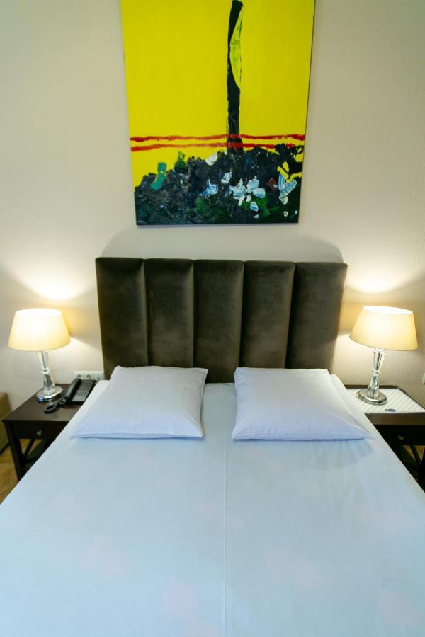 Hotel Vip Tiflis Dış mekan fotoğraf